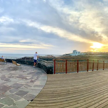 'your Home-los Abrigos-tenerife' Апартаменты *