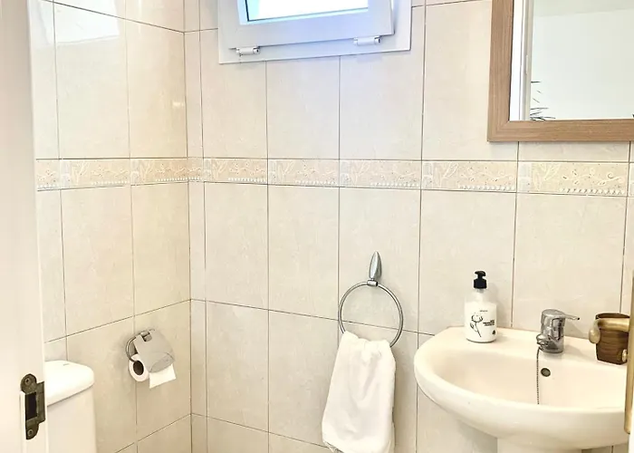 'your Home-los Abrigos-tenerife' *